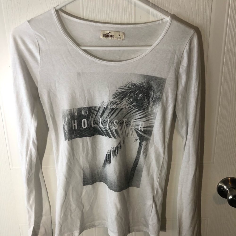 Long sleeve Hollister shirt